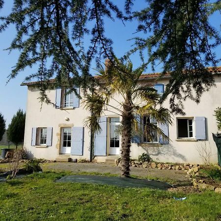 Le Beugnon Vila La Pommeraie-sur-Sevre Exterior foto