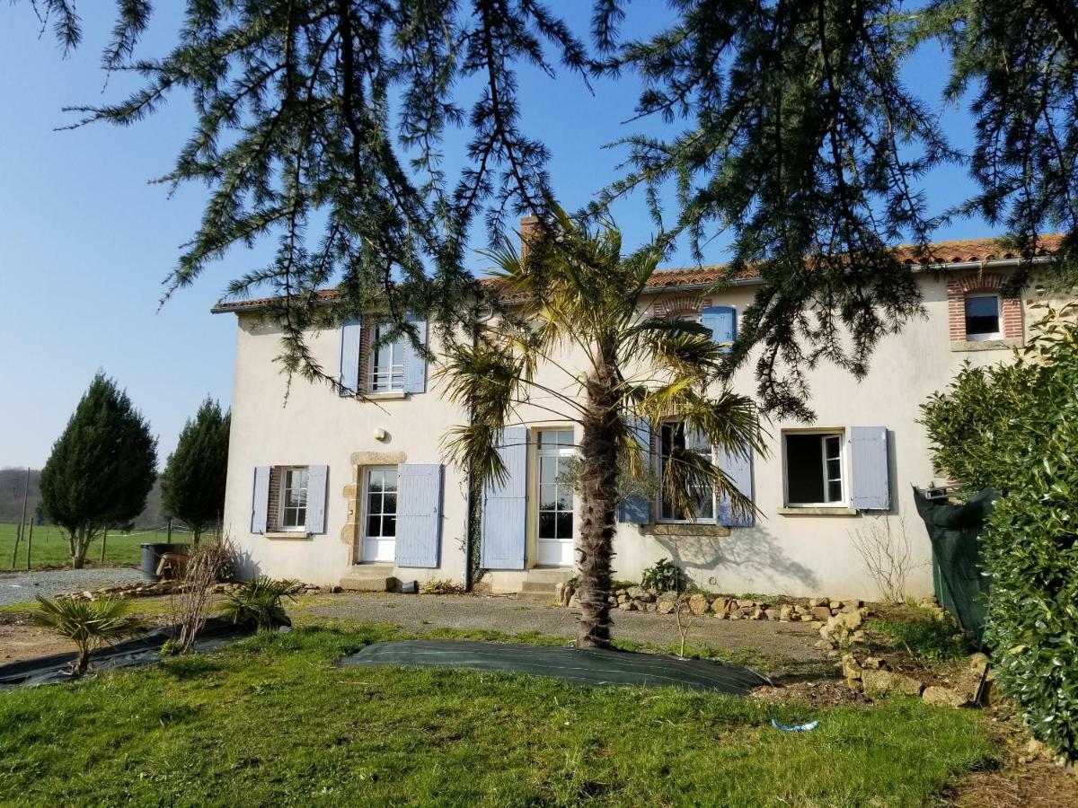 Le Beugnon Vila La Pommeraie-sur-Sevre Exterior foto